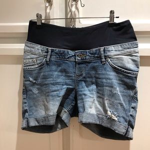 H&M maternity denim shorts